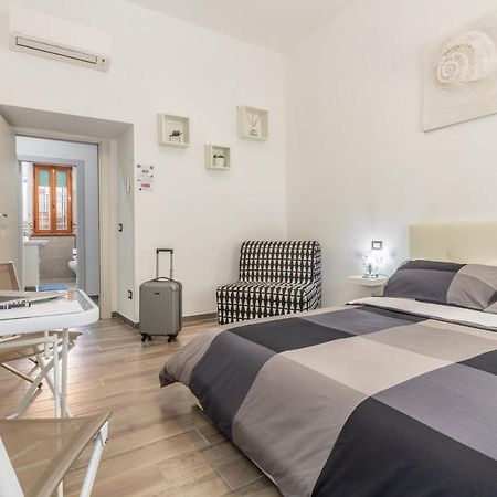 Scirocco Rooms Civitavecchia Extérieur photo