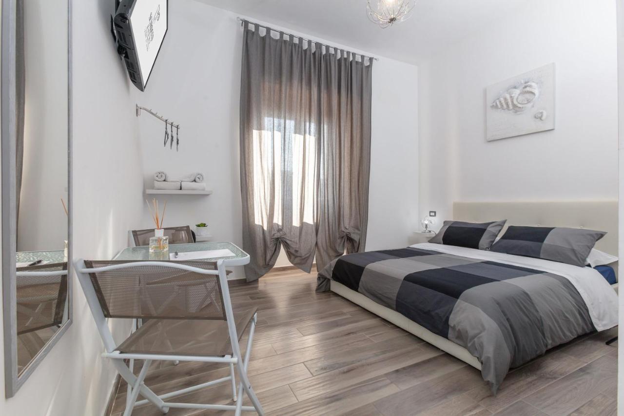 Scirocco Rooms Civitavecchia Extérieur photo